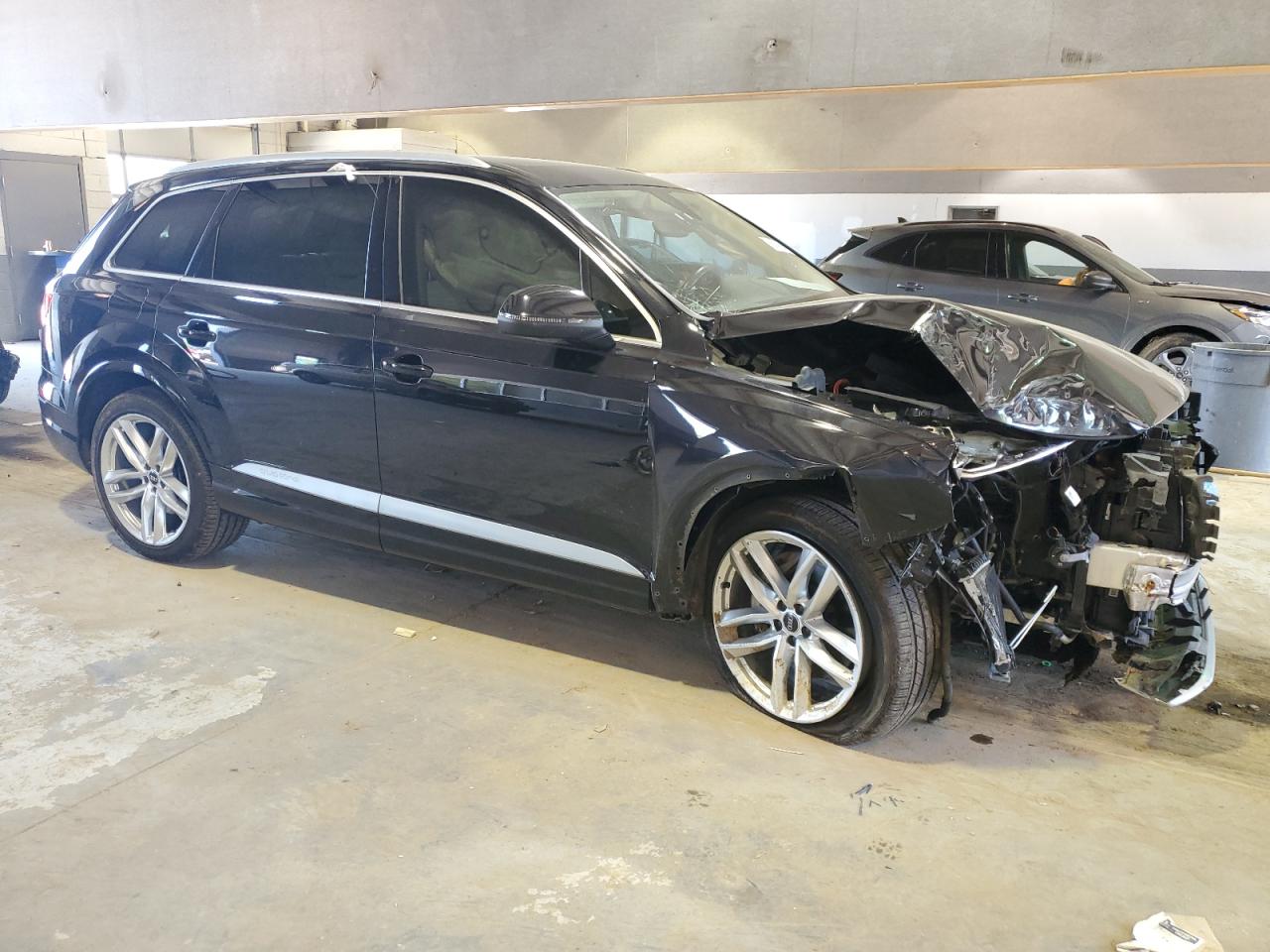 WA1VAAF78JD051473 2018 Audi Q7 Prestige