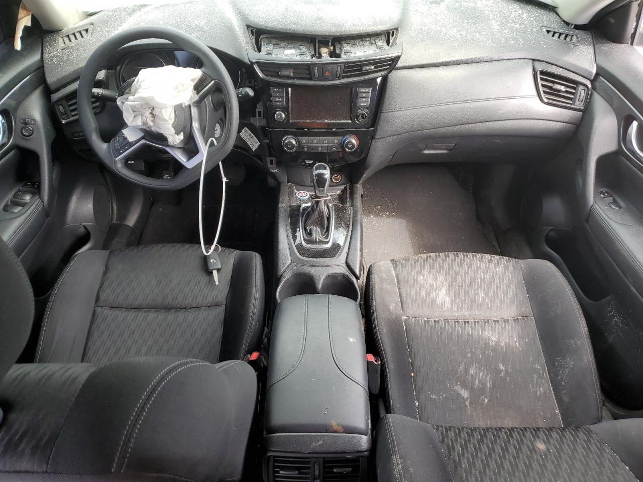 KNMAT2MV6JP527014 2018 Nissan Rogue S