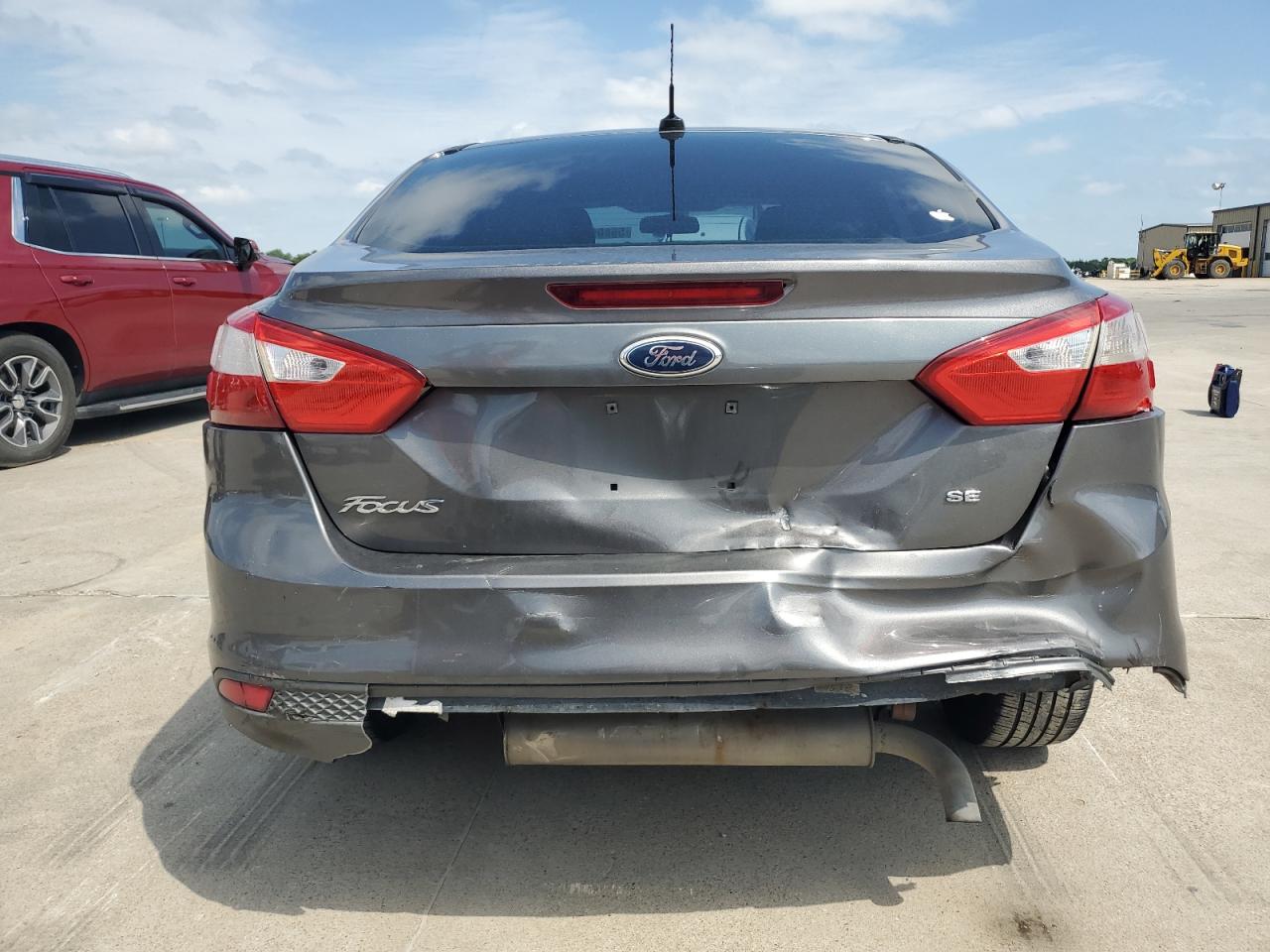 1FAHP3F29CL195694 2012 Ford Focus Se