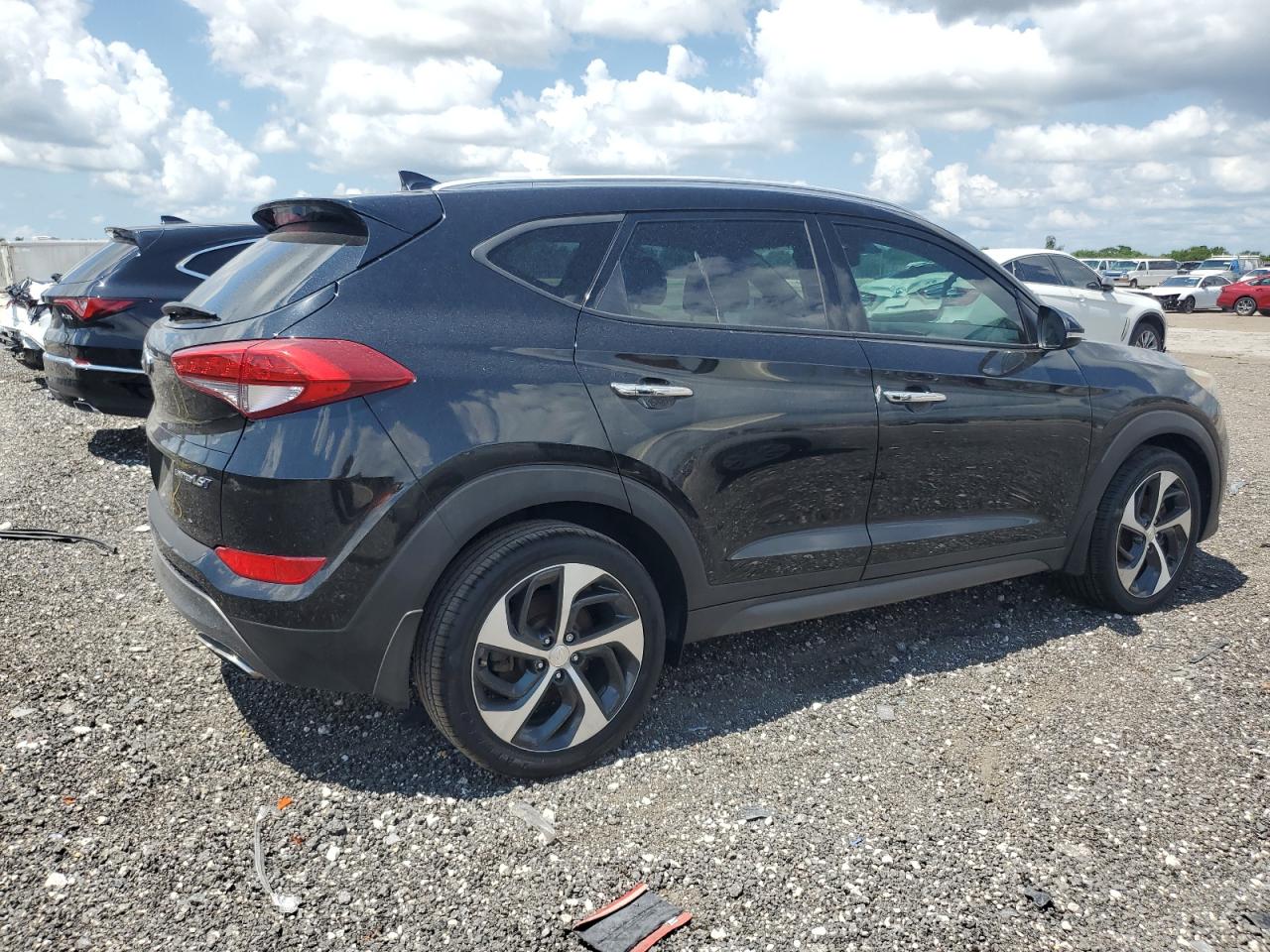 KM8J33A28GU249996 2016 Hyundai Tucson Limited