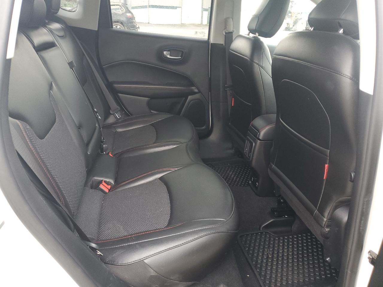 3C4NJDDB2LT161947 2020 Jeep Compass Trailhawk