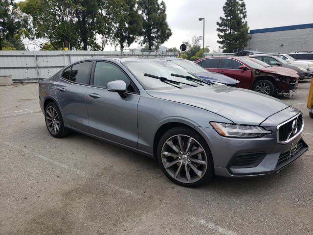 2020 VOLVO S60 T5 MOM - 7JR102FK6LG067272