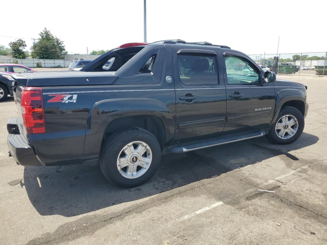 3GNTKFE76DG151319 2013 Chevrolet Avalanche Lt