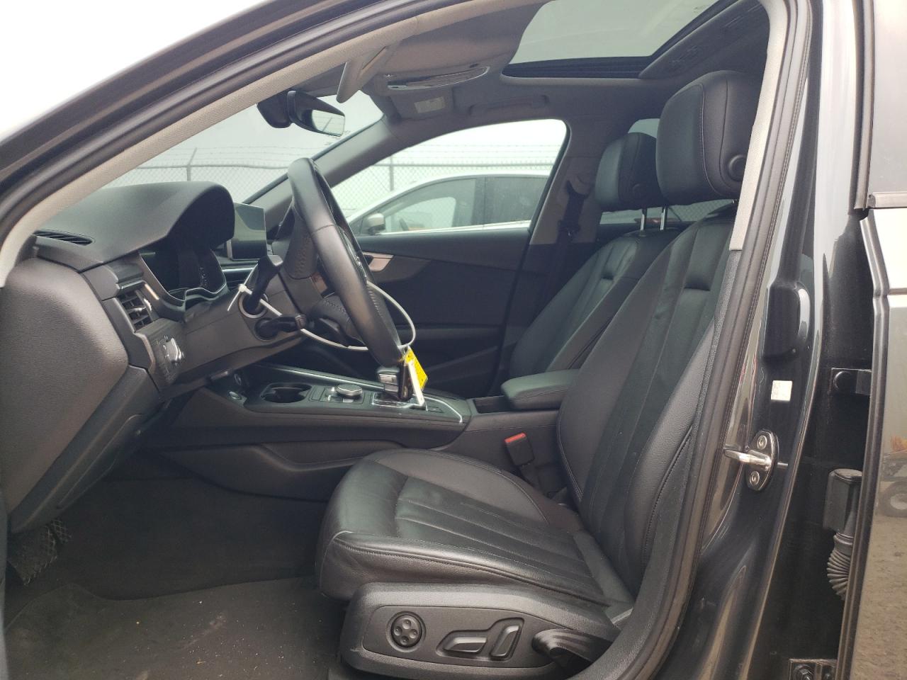 WAUKMAF44JA205794 2018 Audi A4 Premium