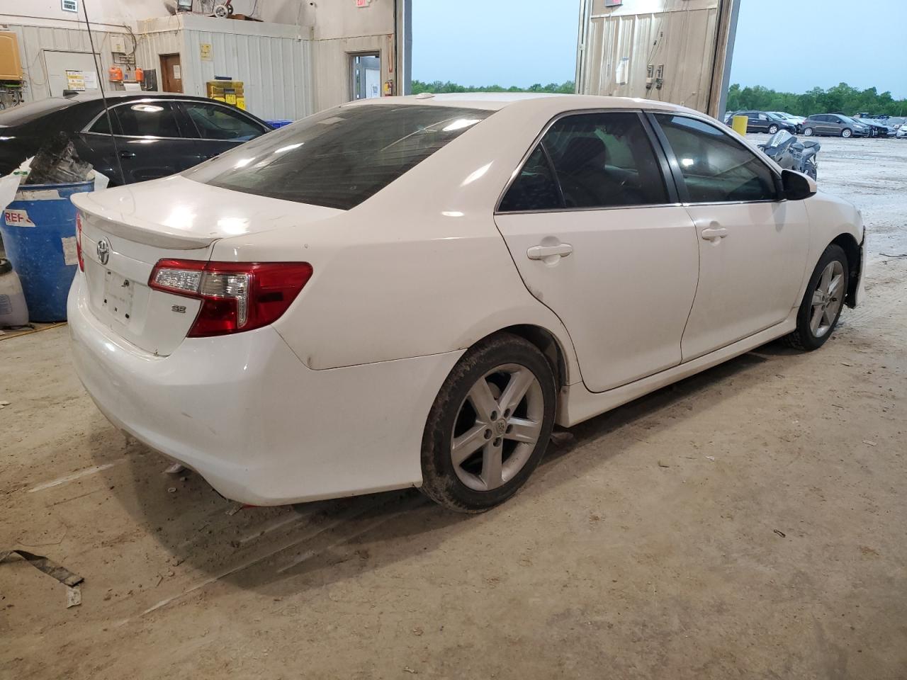 4T1BF1FK2CU552937 2012 Toyota Camry Base