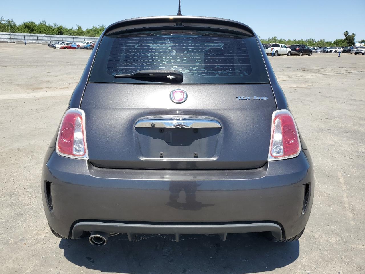 3C3CFFKH9JT377596 2018 Fiat 500 Pop