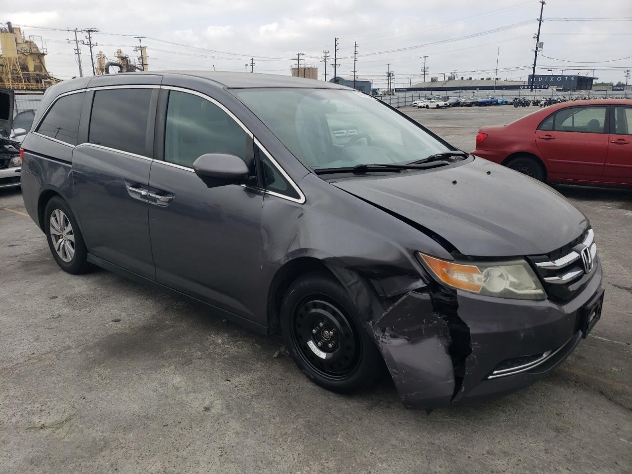 5FNRL5H37GB048570 2016 Honda Odyssey Se