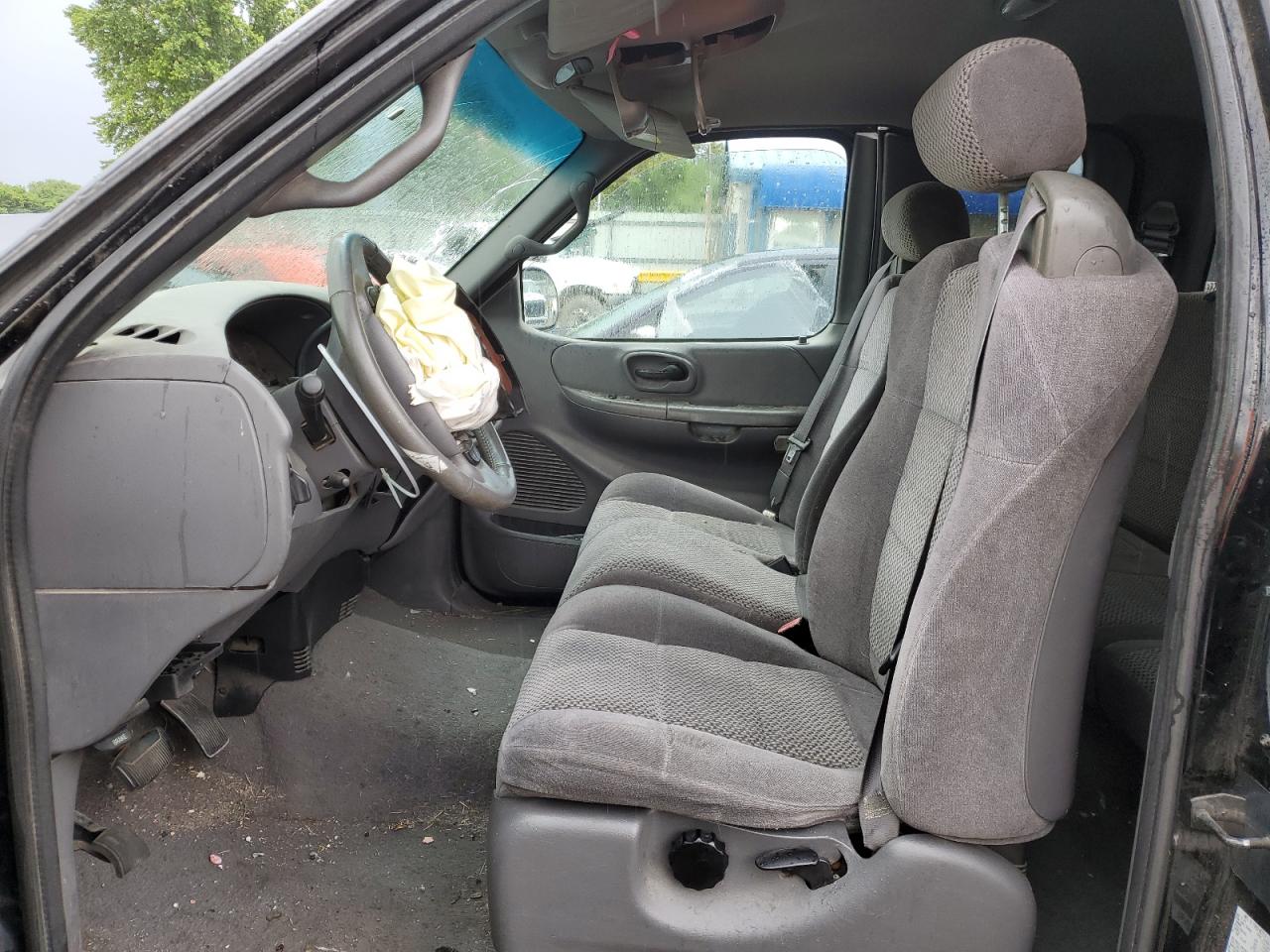 1FTRX07W02KB18098 2002 Ford F150