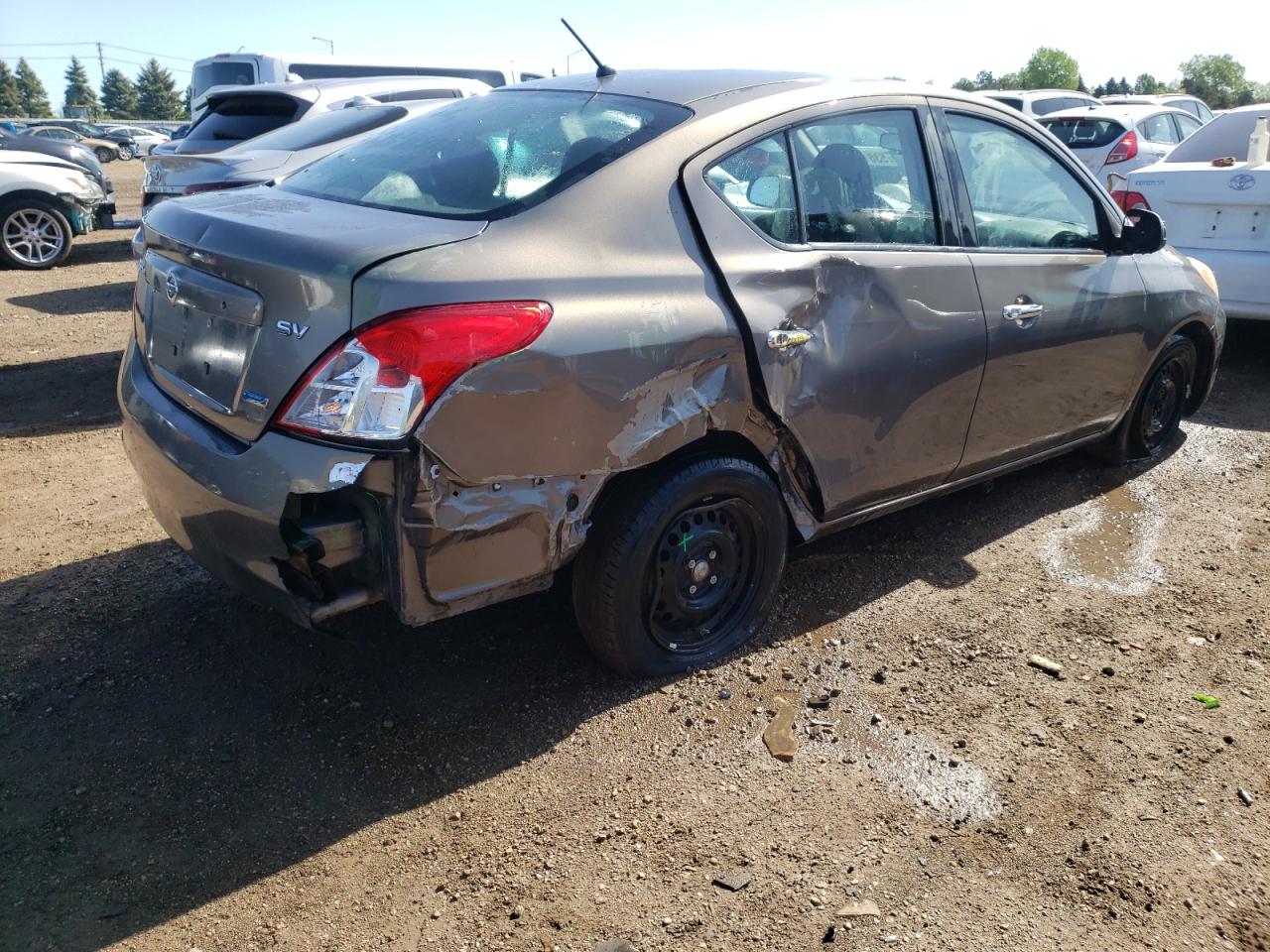 3N1CN7AP8CL932928 2012 Nissan Versa S