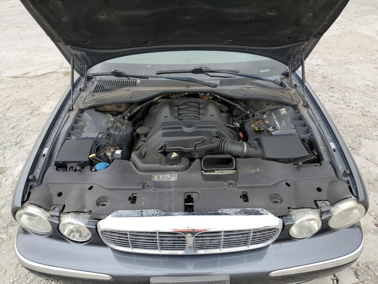 SAJWA79C45SG40001 2005 Jaguar Xj8 L