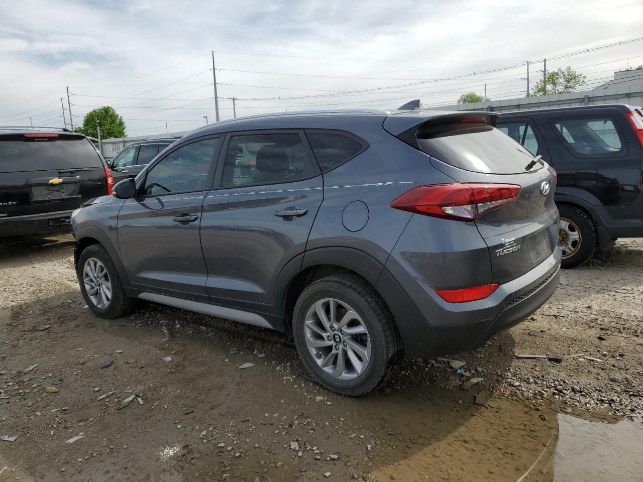 KM8J33A44JU819663 2018 Hyundai Tucson Sel