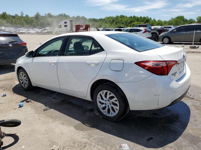 2018 Toyota Corolla L VIN: 5YFBURHE1JP805899 Lot: 57061754