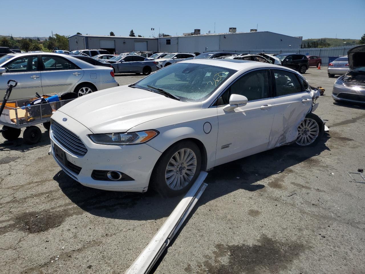 3FA6P0SU7ER270197 2014 Ford Fusion Titanium Phev