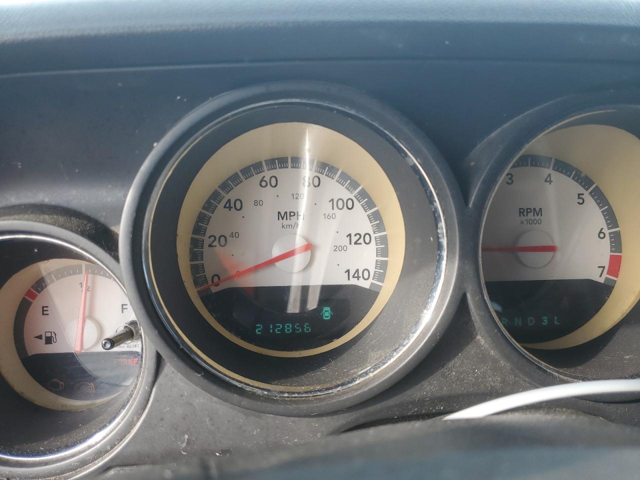 2B3LJ44V49H589510 2009 Dodge Challenger Se