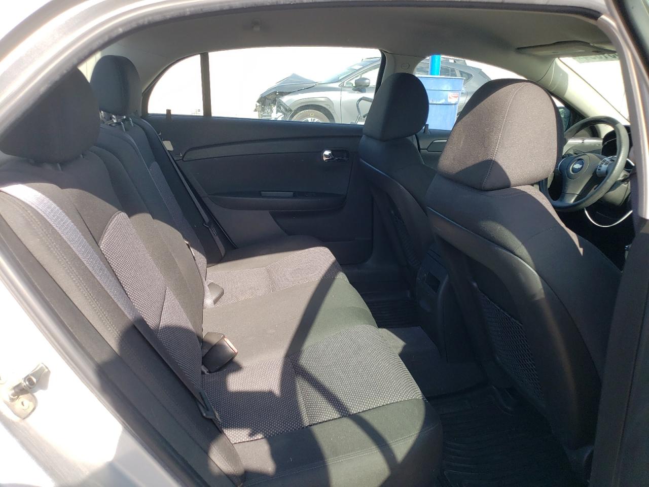 1G1ZC5E00AF211890 2010 Chevrolet Malibu 1Lt