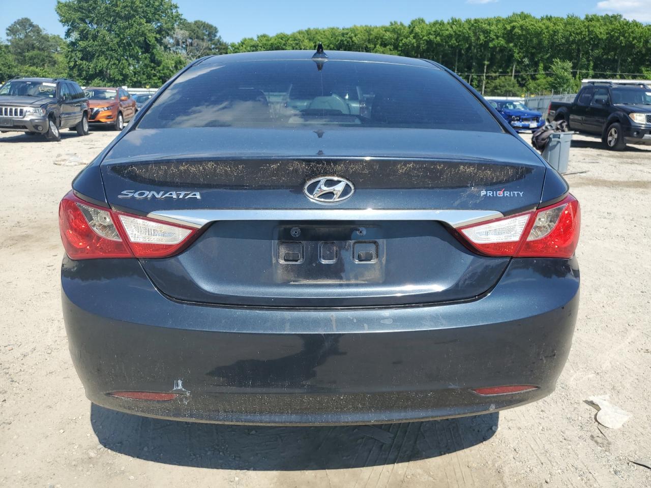 5NPEB4AC0BH198388 2011 Hyundai Sonata Gls