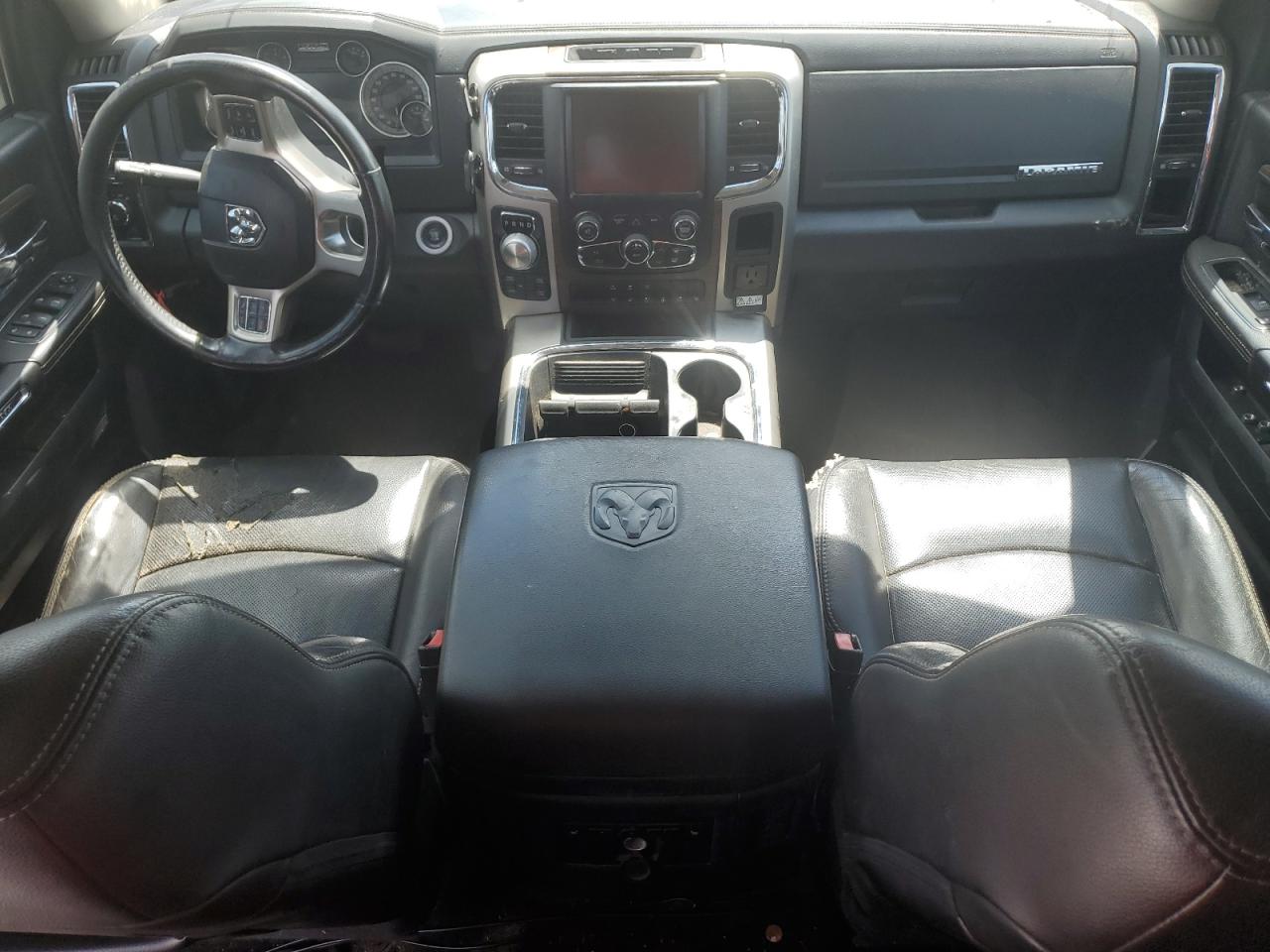 1C6RR7VM1GS249754 2016 Ram 1500 Laramie