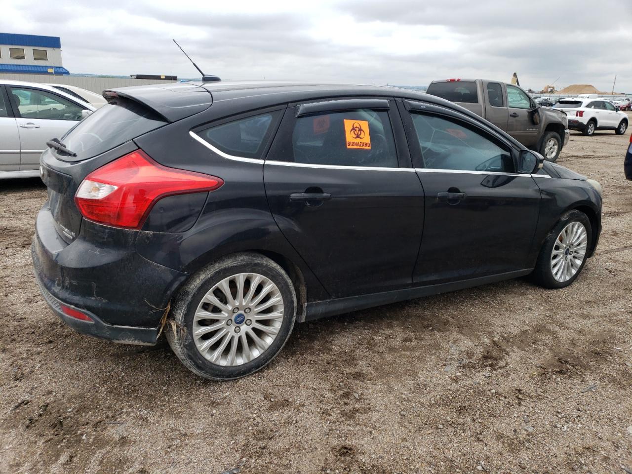 1FAHP3N29CL400206 2012 Ford Focus Titanium