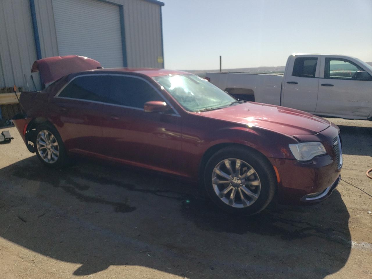 2015 Chrysler 300 Limited vin: 2C3CCARG2FH831504