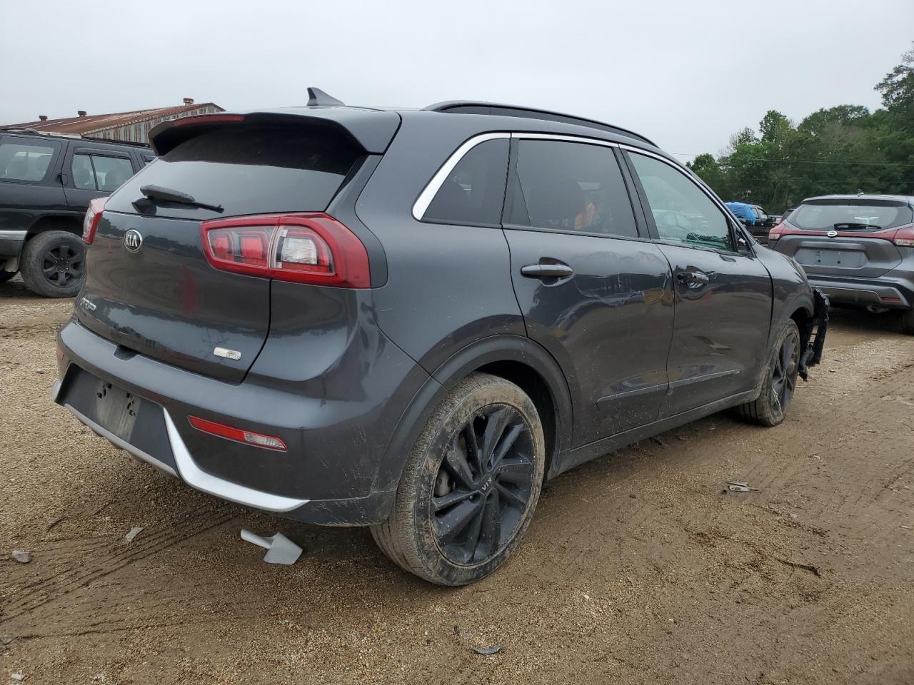 KNDCC3LC9J5187593 2018 Kia Niro Ex