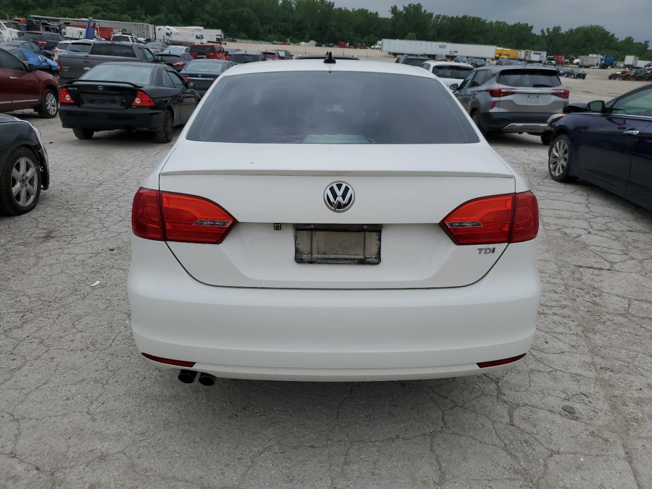 3VWLL7AJ3CM360527 2012 Volkswagen Jetta Tdi