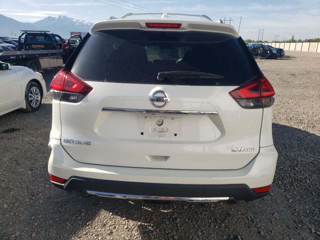 5N1AT2MVXHC889361 2017 Nissan Rogue Sv