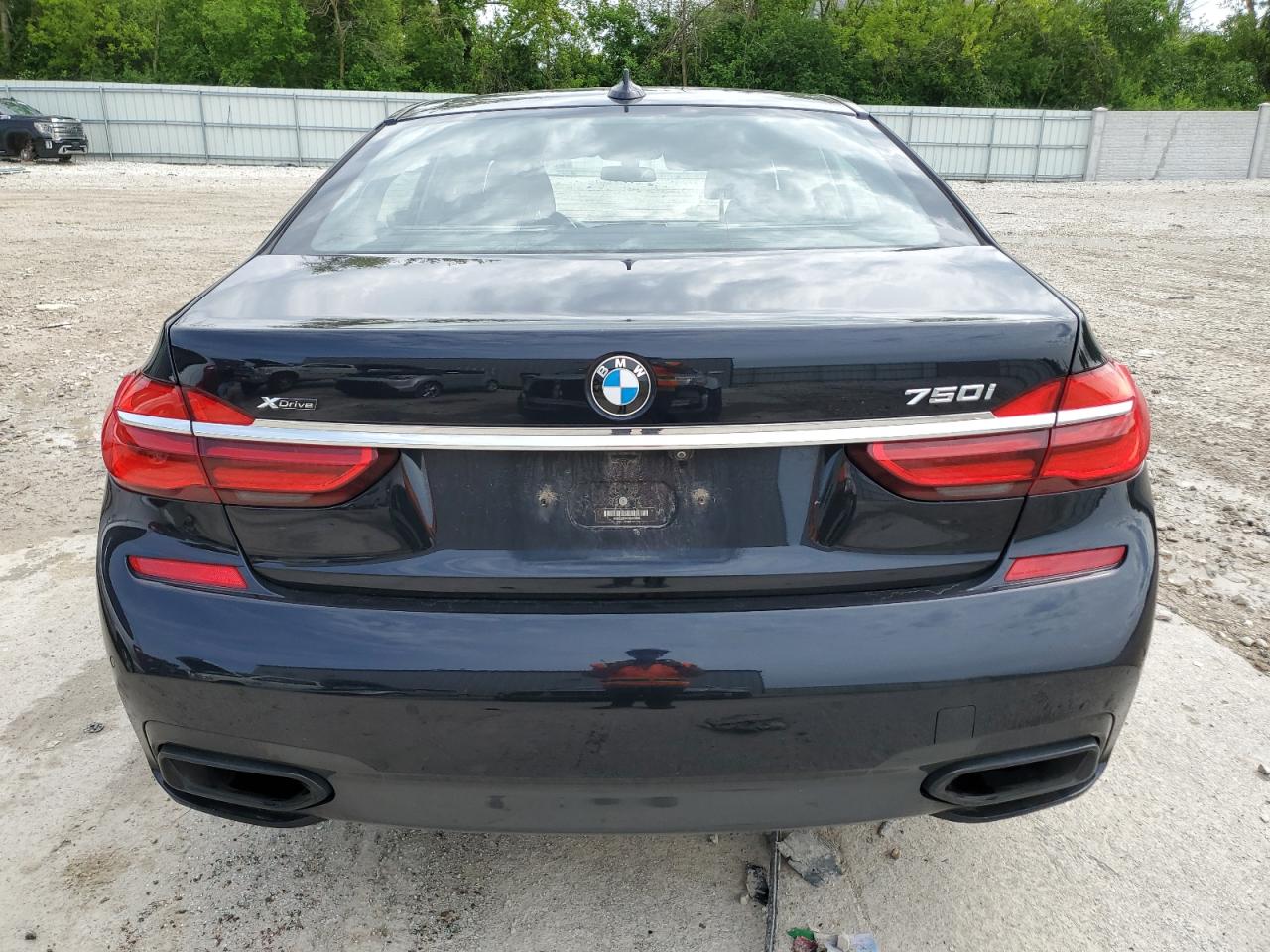 WBA7F2C54GG420536 2016 BMW 750 Xi