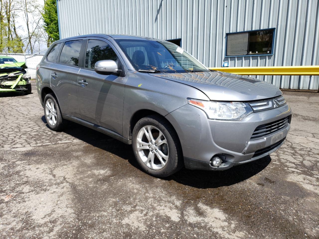 JA4AD3A38EZ018357 2014 Mitsubishi Outlander Se