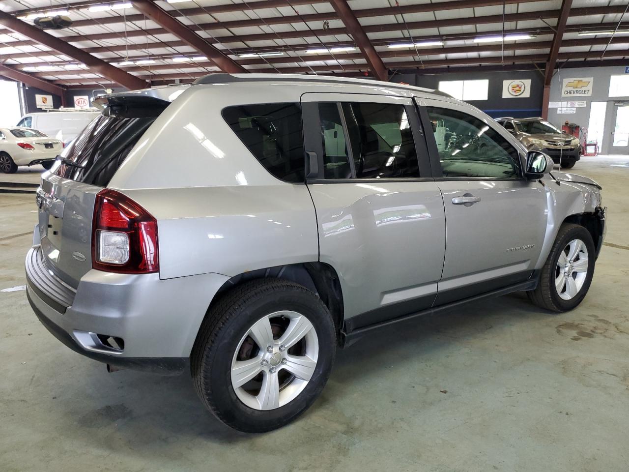 1C4NJDEBXGD783240 2016 Jeep Compass Latitude