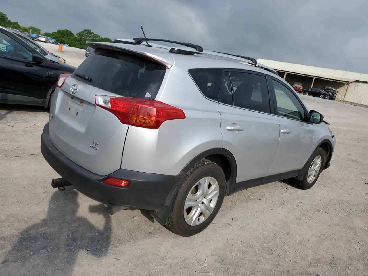 JTMBFREV0FD104487 2015 Toyota Rav4 Le