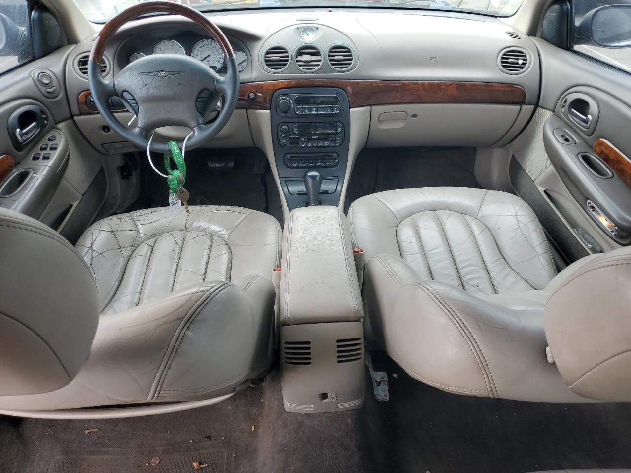 2C3AE66GX2H128343 2002 Chrysler 300M