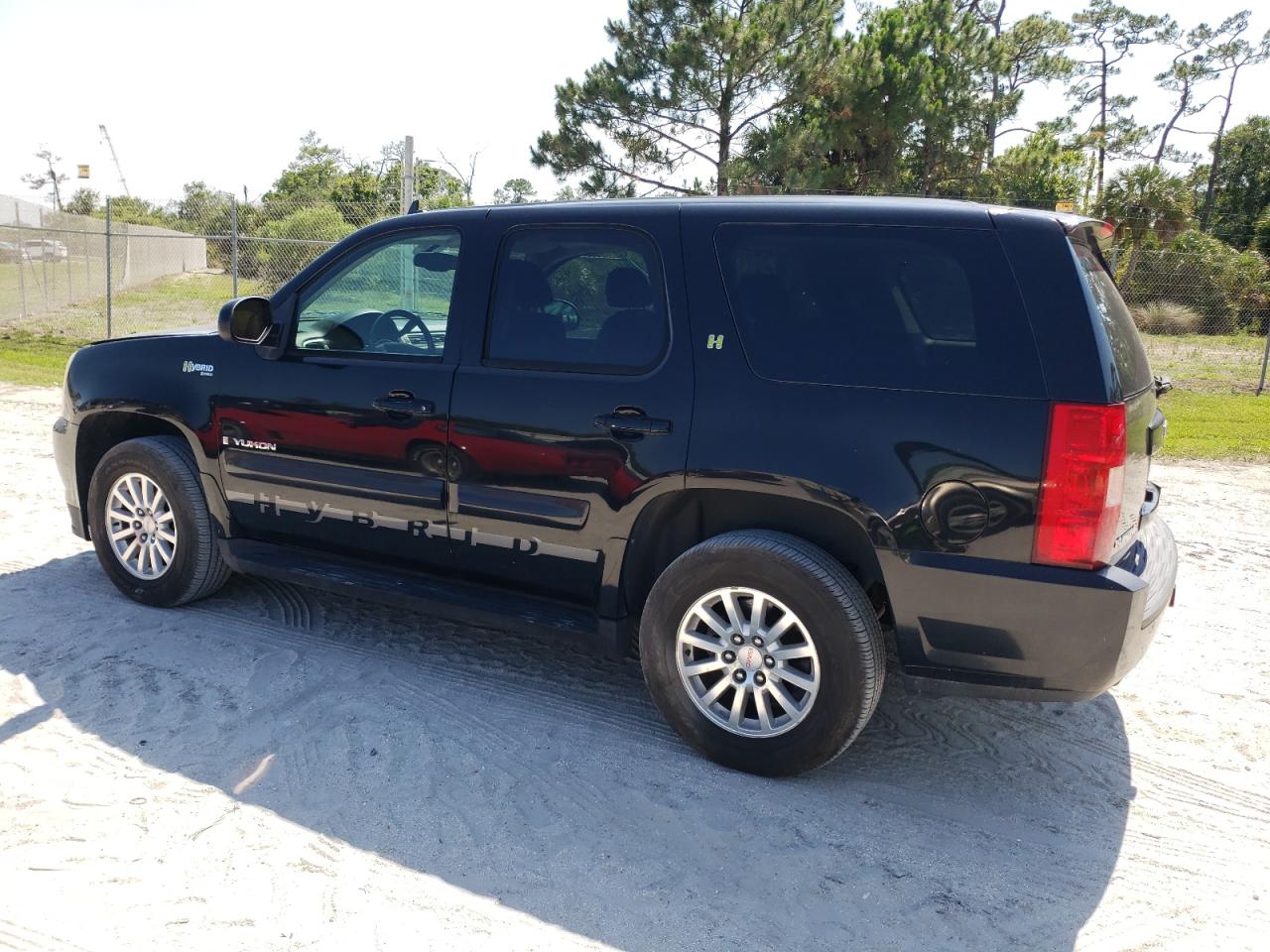 1GKFC13588R207696 2008 GMC Yukon Hybrid