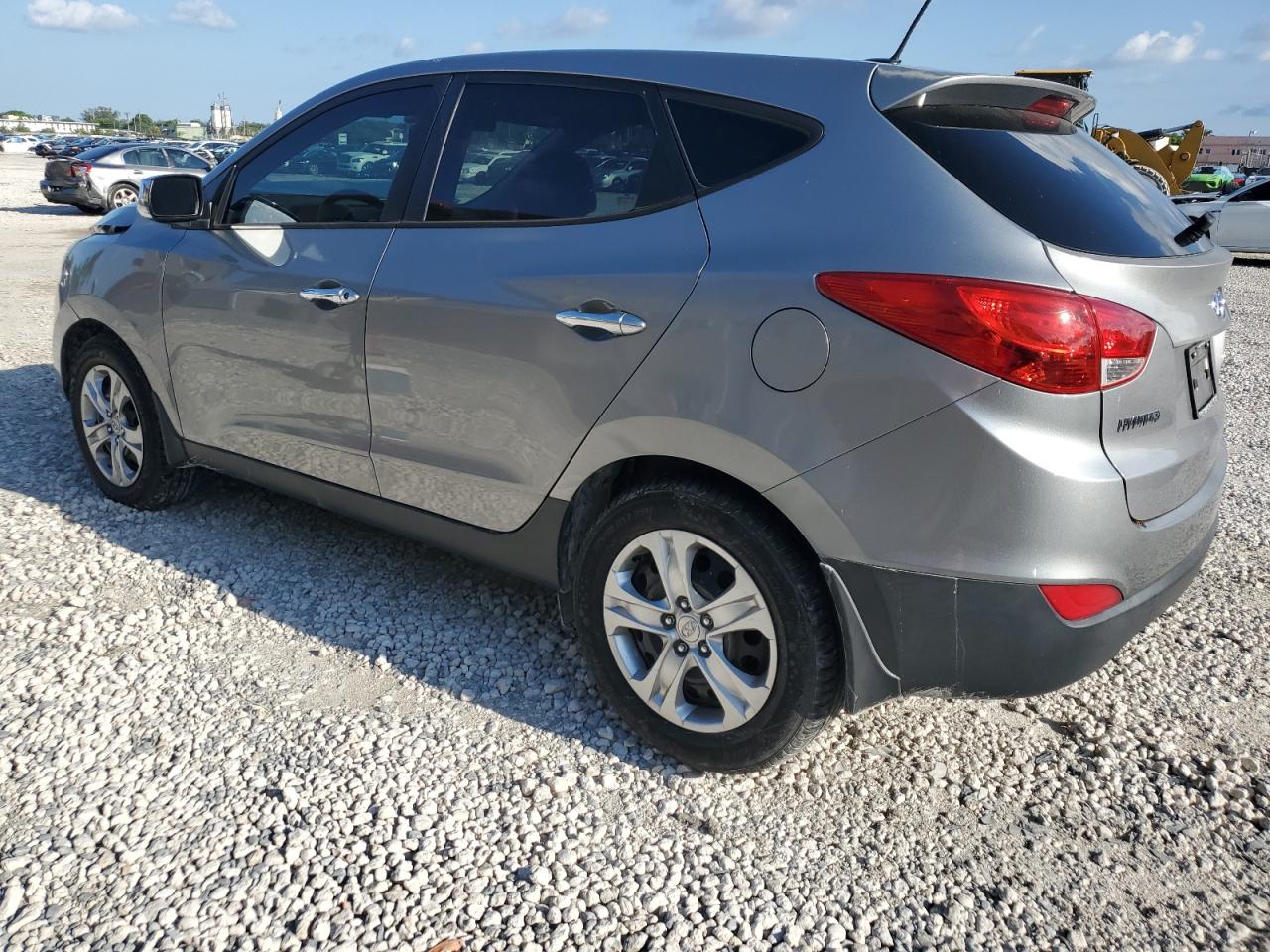 KM8JT3AB1DU765550 2013 Hyundai Tucson Gl