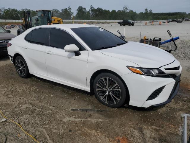 VIN 4T1B11HK8JU647026 2018 Toyota Camry, L no.4