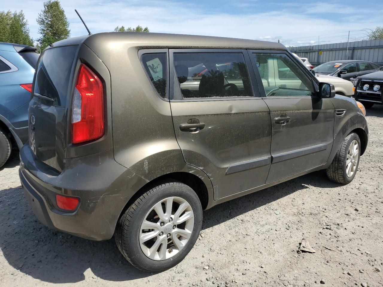 KNDJT2A6XC7399487 2012 Kia Soul +