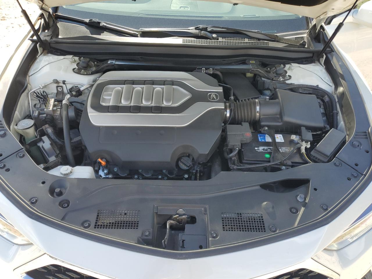 JH4KC1F51JC001312 2018 Acura Rlx Tech