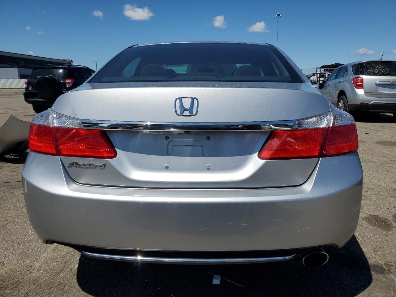 1HGCR2F38DA018361 2013 Honda Accord Lx