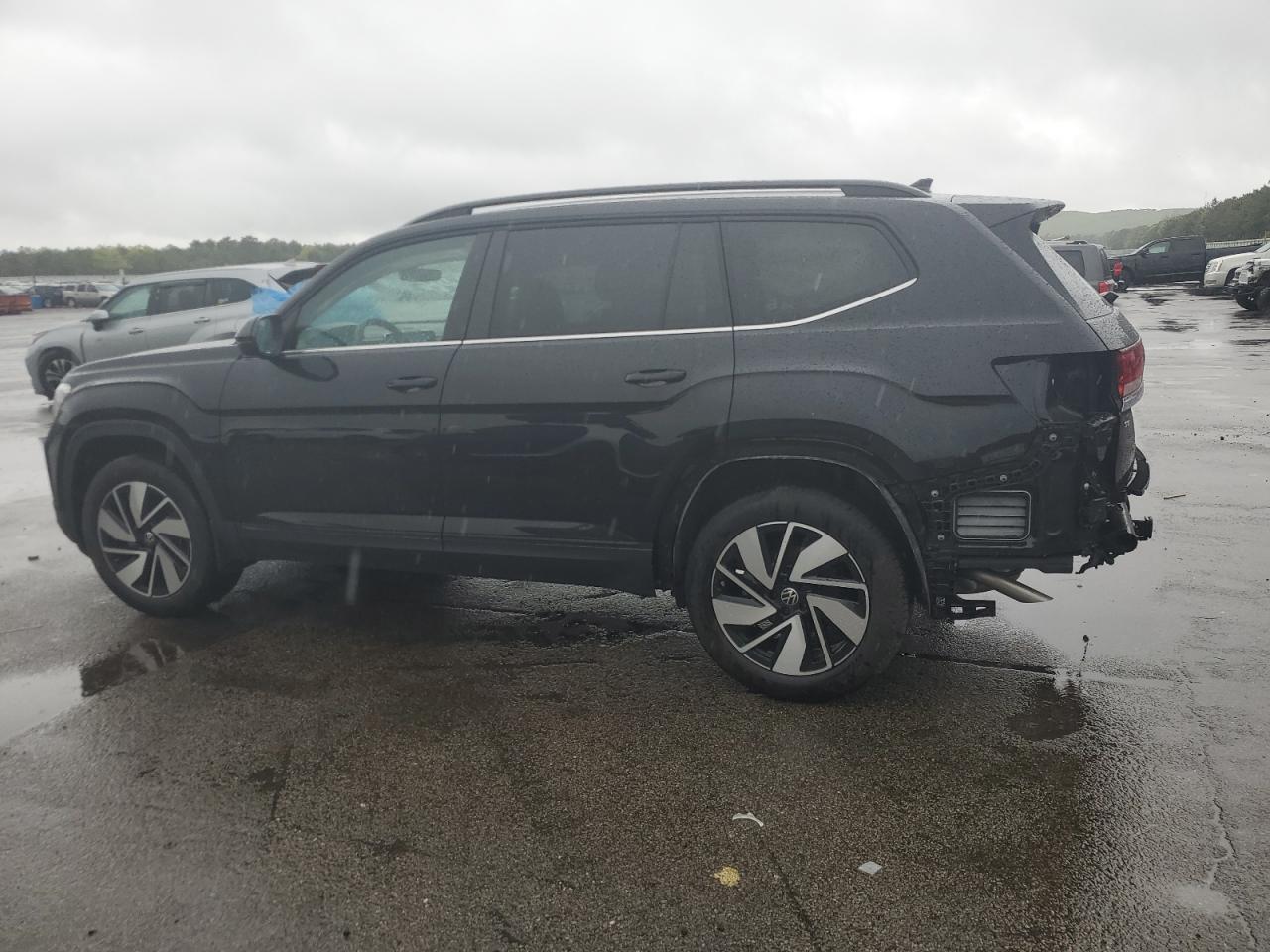 1V2HR2CA9RC534004 2024 Volkswagen Atlas Se