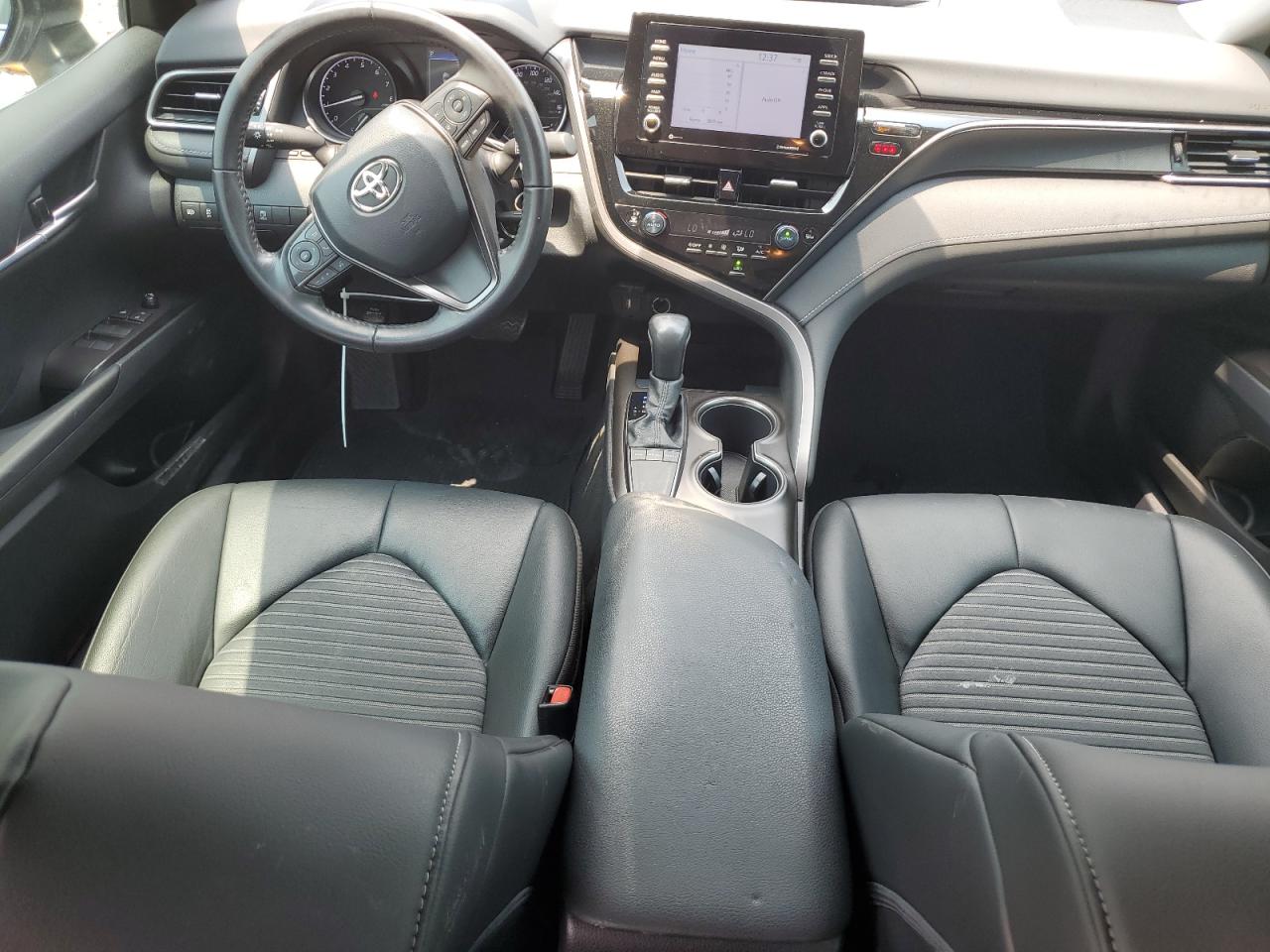 4T1G11AK8NU631799 2022 Toyota Camry Se