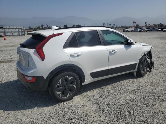 KNDCR3L10R5111608 Kia Niro Wind  3