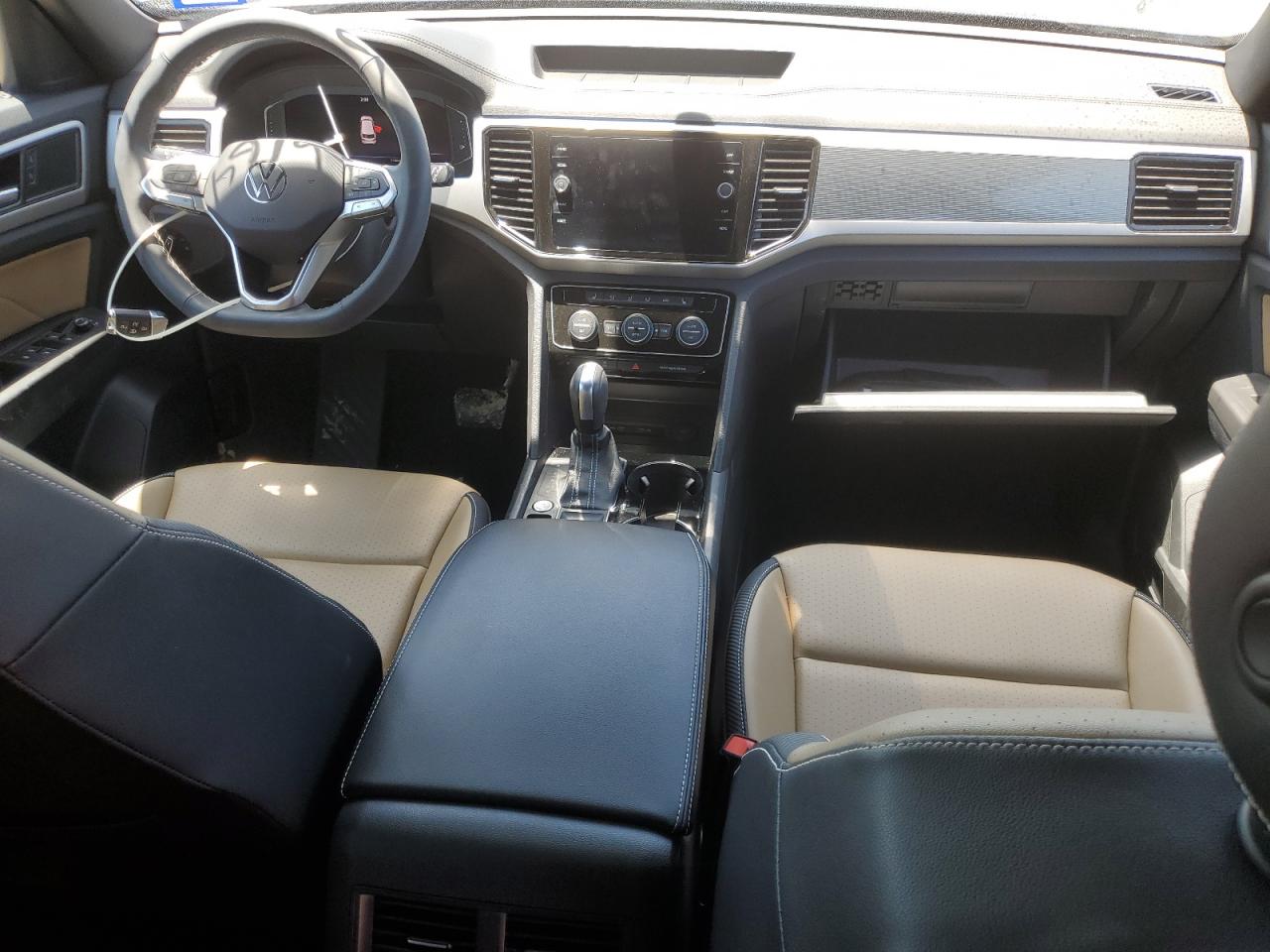 1V2JE2CA9NC224068 2022 Volkswagen Atlas Cross Sport Se