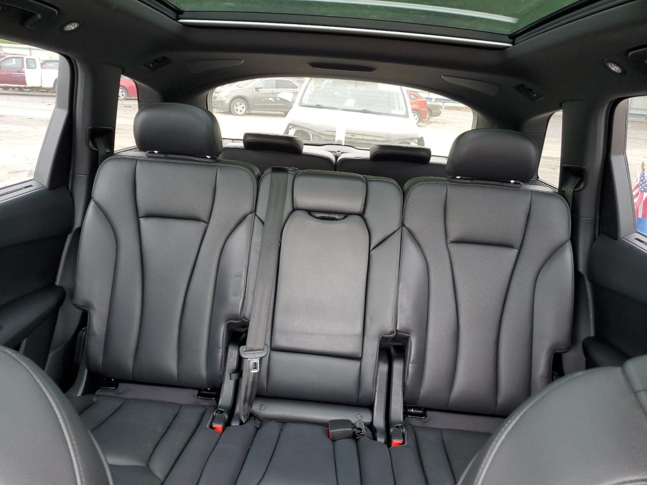 WA1LAAF72HD057383 2017 Audi Q7 Premium Plus