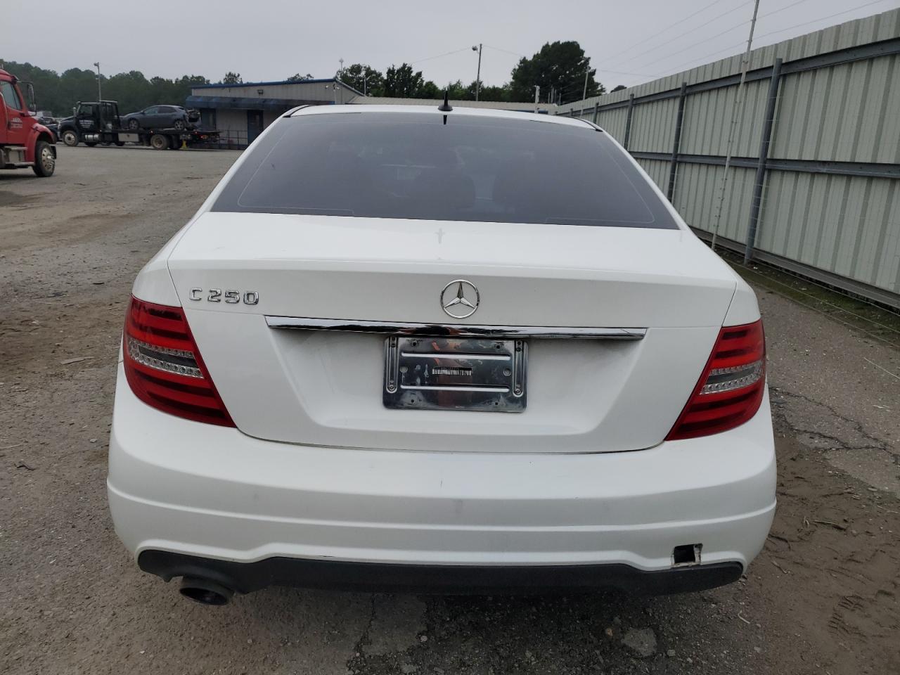 WDDGF4HBXEA933776 2014 Mercedes-Benz C 250