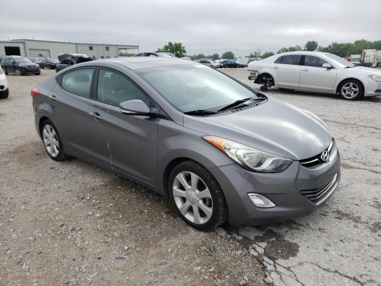 2013 Hyundai Elantra Gls vin: 5NPDH4AE8DH392861