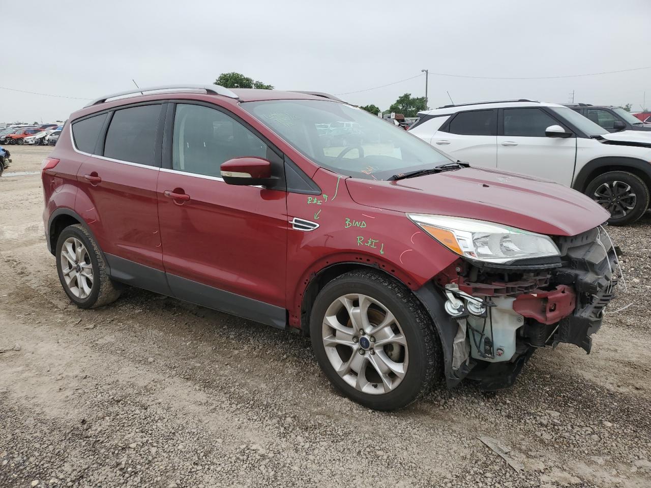 1FMCU0JX5GUB70883 2016 Ford Escape Titanium