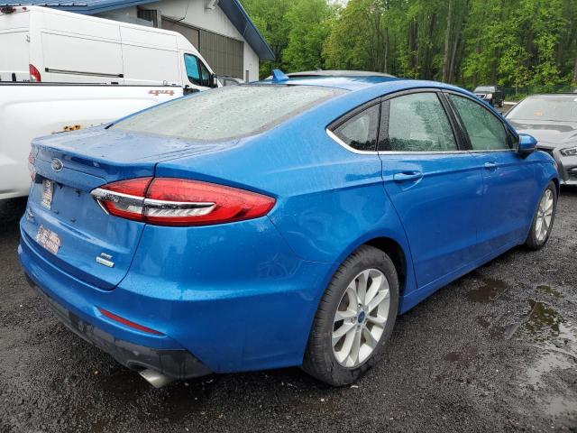 3FA6P0HD6LR157944 Ford Fusion SE 3