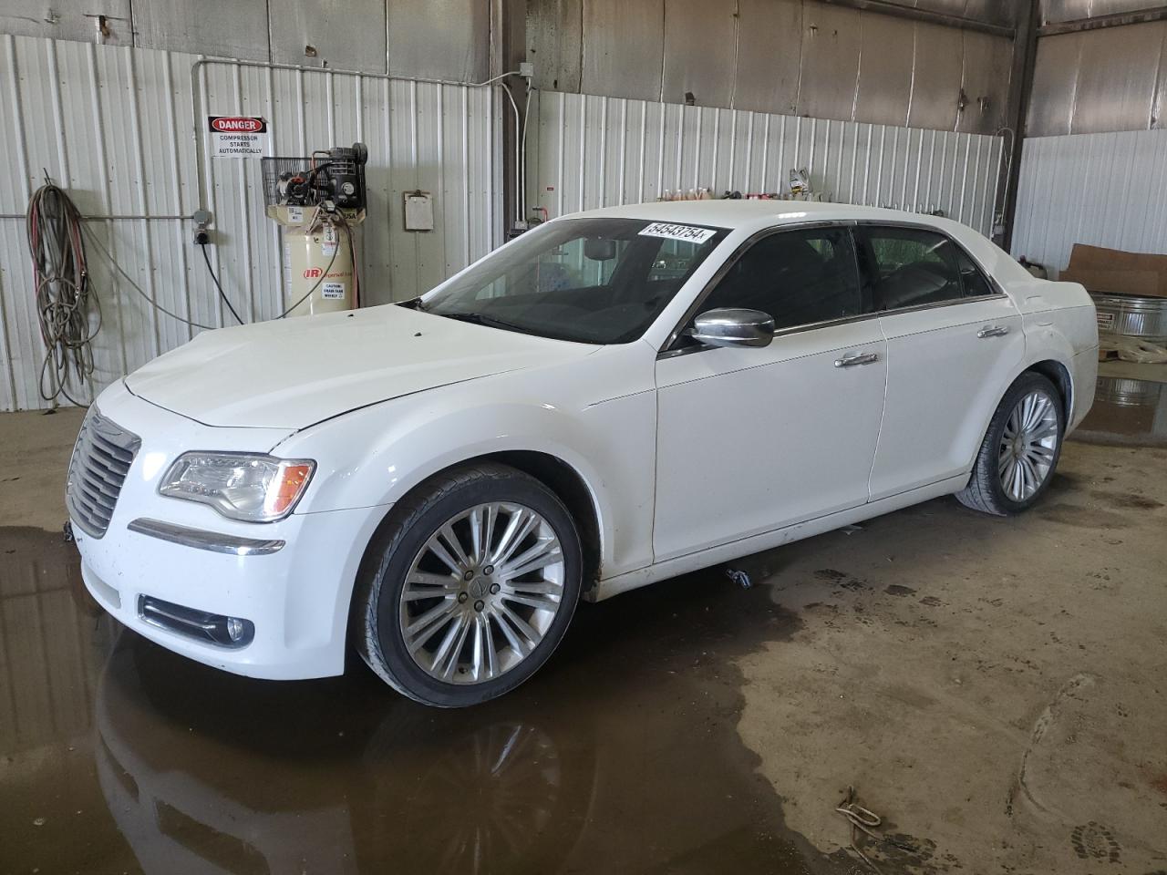 2C3CA5CG1BH579681 2011 Chrysler 300 Limited