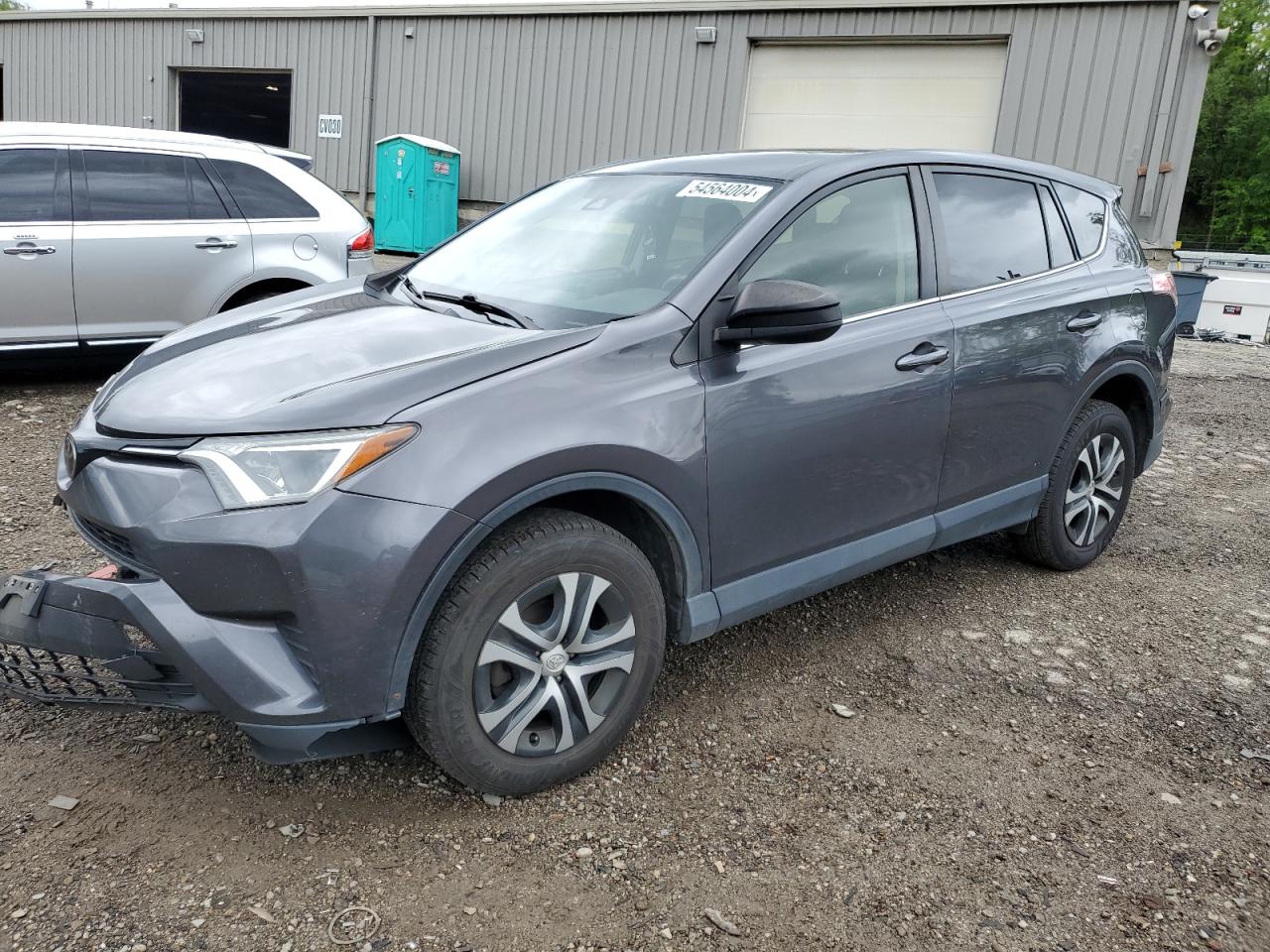 JTMZFREV4JJ739074 2018 Toyota Rav4 Le