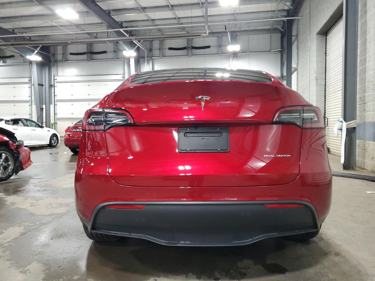 7SAYGDEE2RF025929 2024 Tesla Model Y