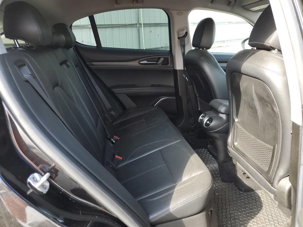 ZASFAKBN3J7B64189 2018 Alfa Romeo Stelvio Ti